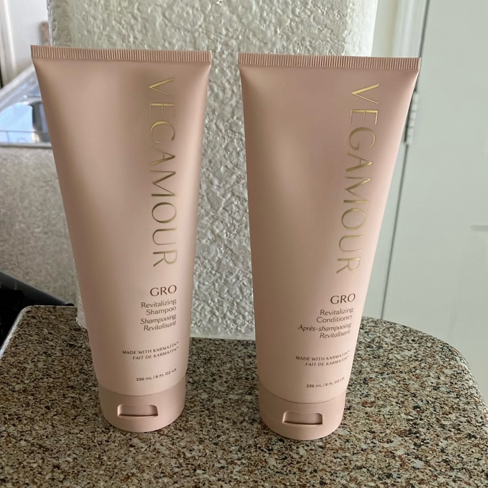 Vegamour Gro Revitalizing Shampoo & Conditioner